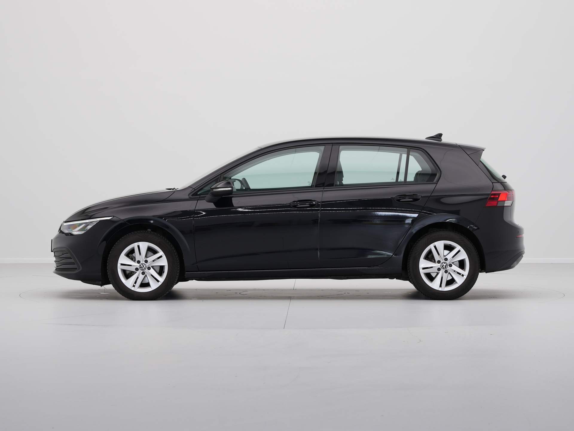 Volkswagen - Golf 1.0 eTSI Life - 2023