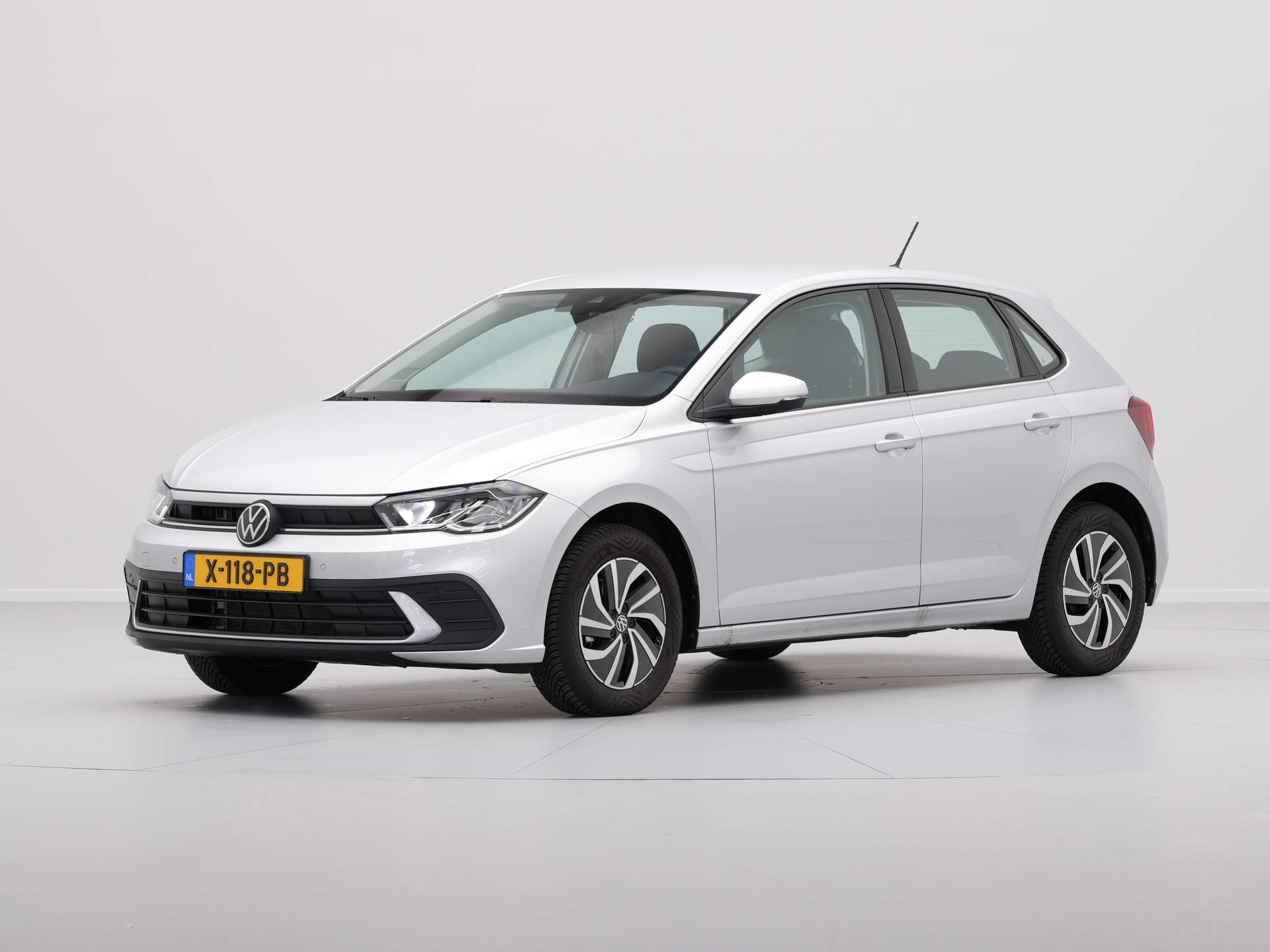 Volkswagen - Polo 1.0 TSI Life - 2024