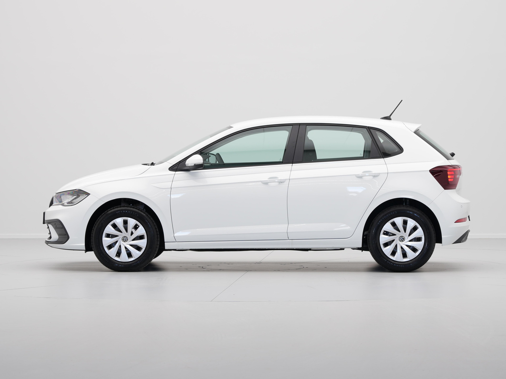 Volkswagen - Polo 1.0 MPI 80 5MT - 2024