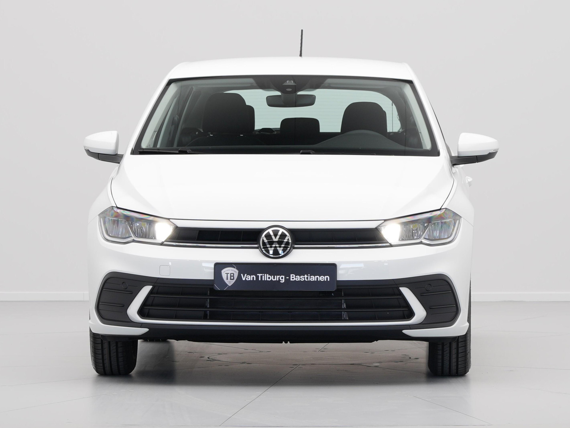 Volkswagen - Polo 1.0 MPI 80 5MT - 2024