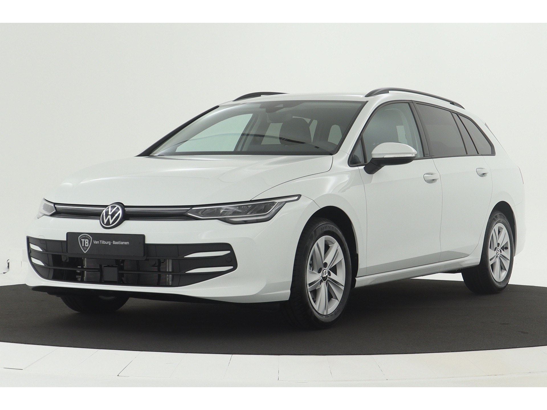 Volkswagen - GOLF Variant 1.5 eTSI Life Edition - 2024