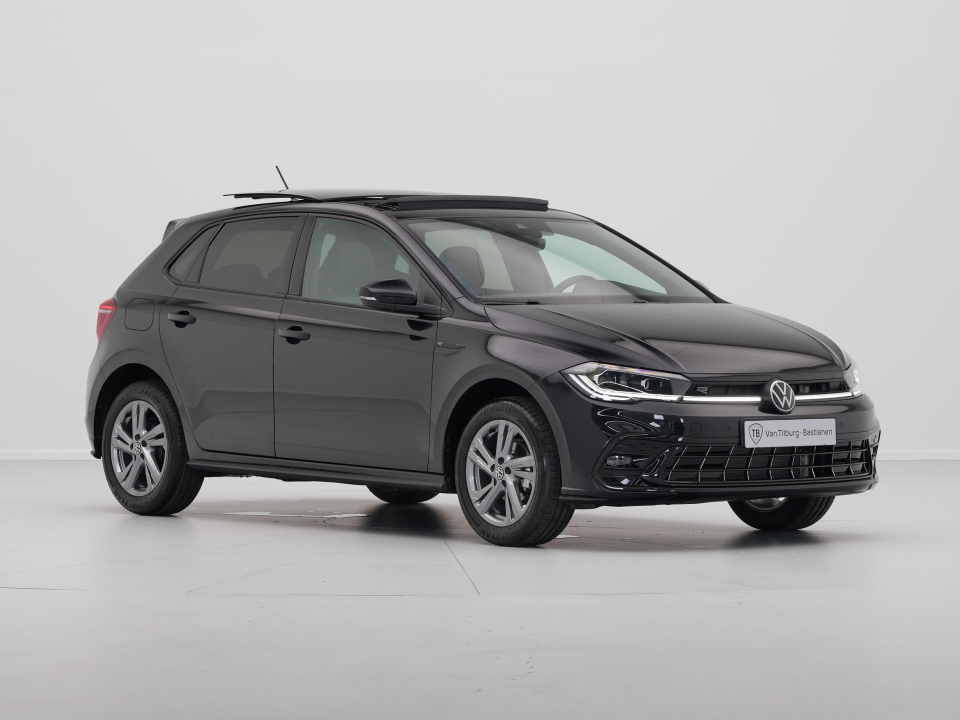 Volkswagen - Polo 1.0 TSI 95 7DSG R-Line - 2024