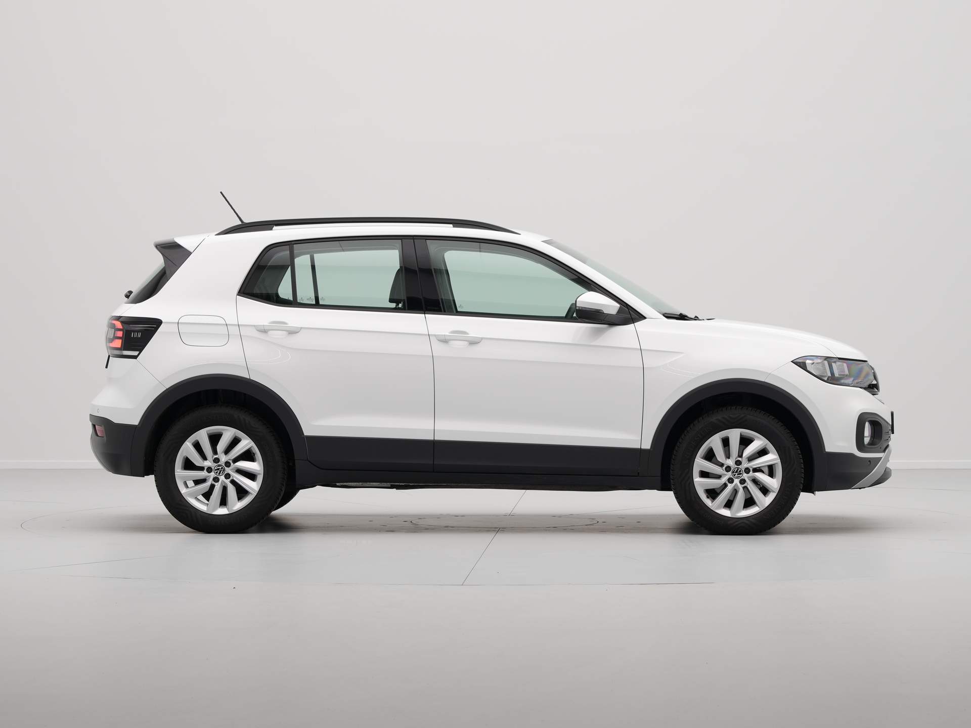 Volkswagen - T-Cross 1.0 TSI Life 95 pk - 2024