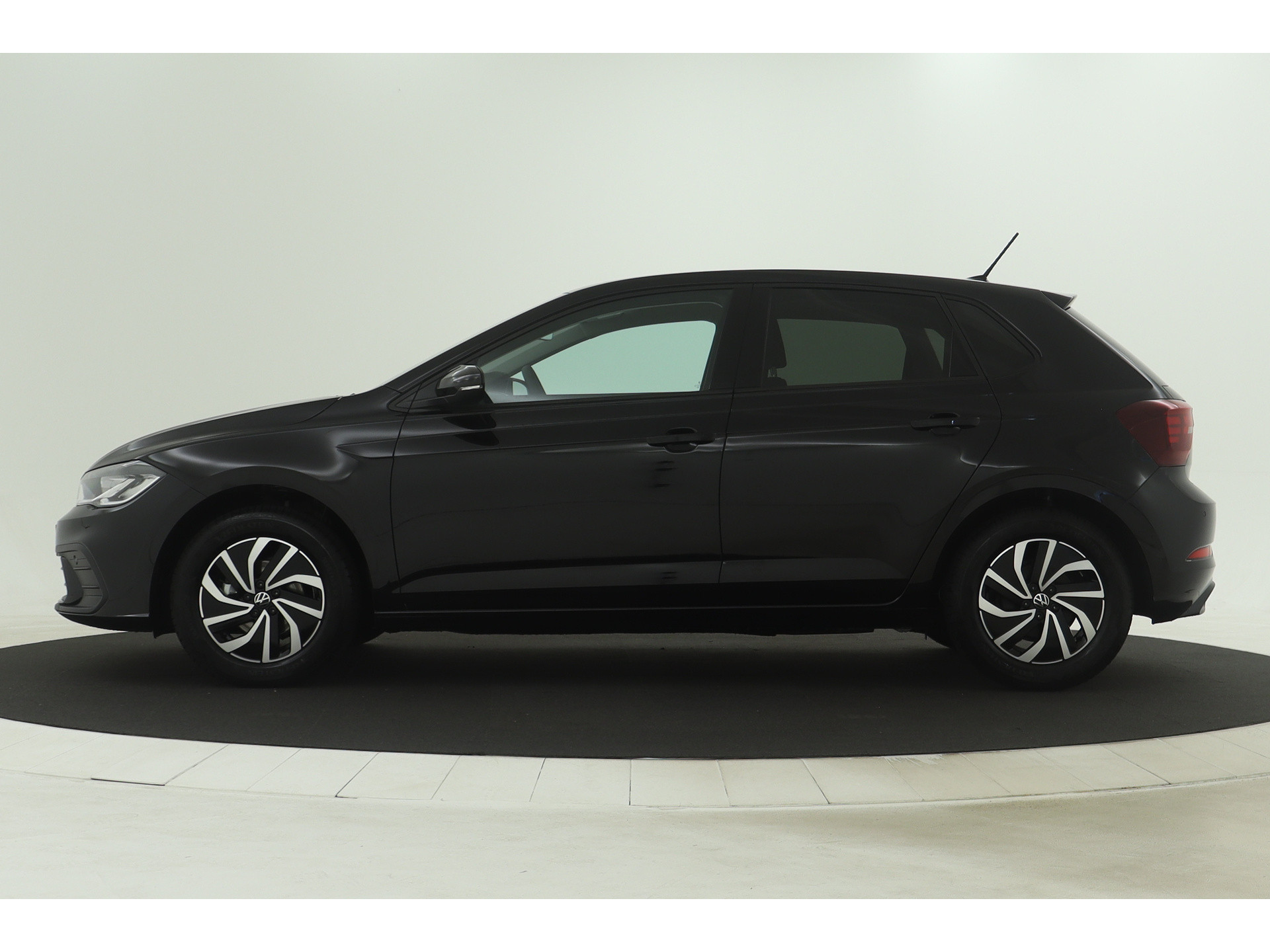 Volkswagen - Polo 1.0 TSI Life - 2023