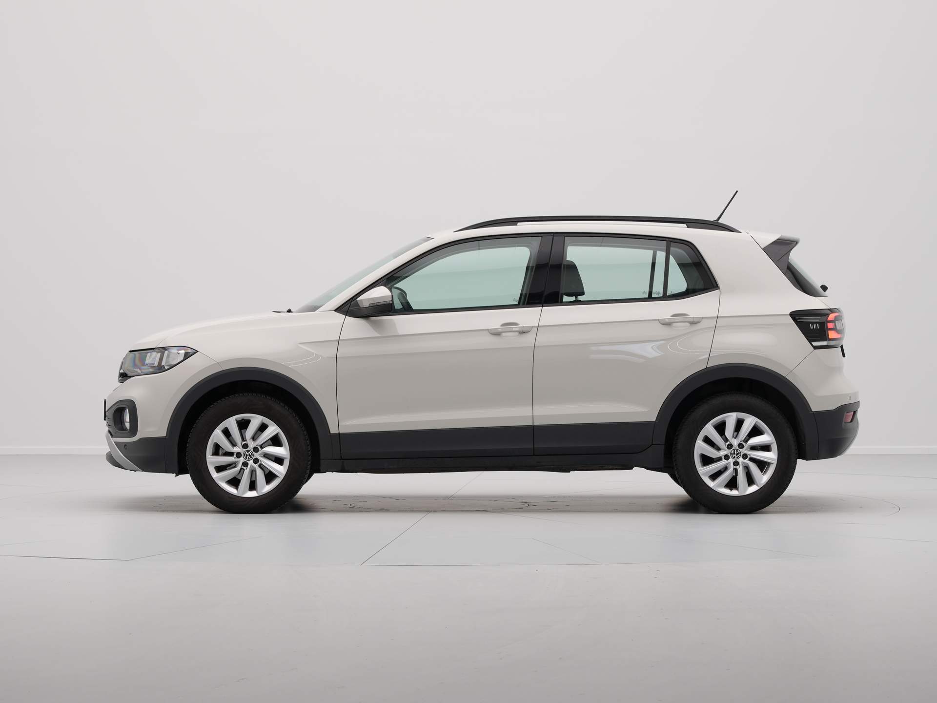 Volkswagen - T-Cross 1.0 TSI Life - 2023