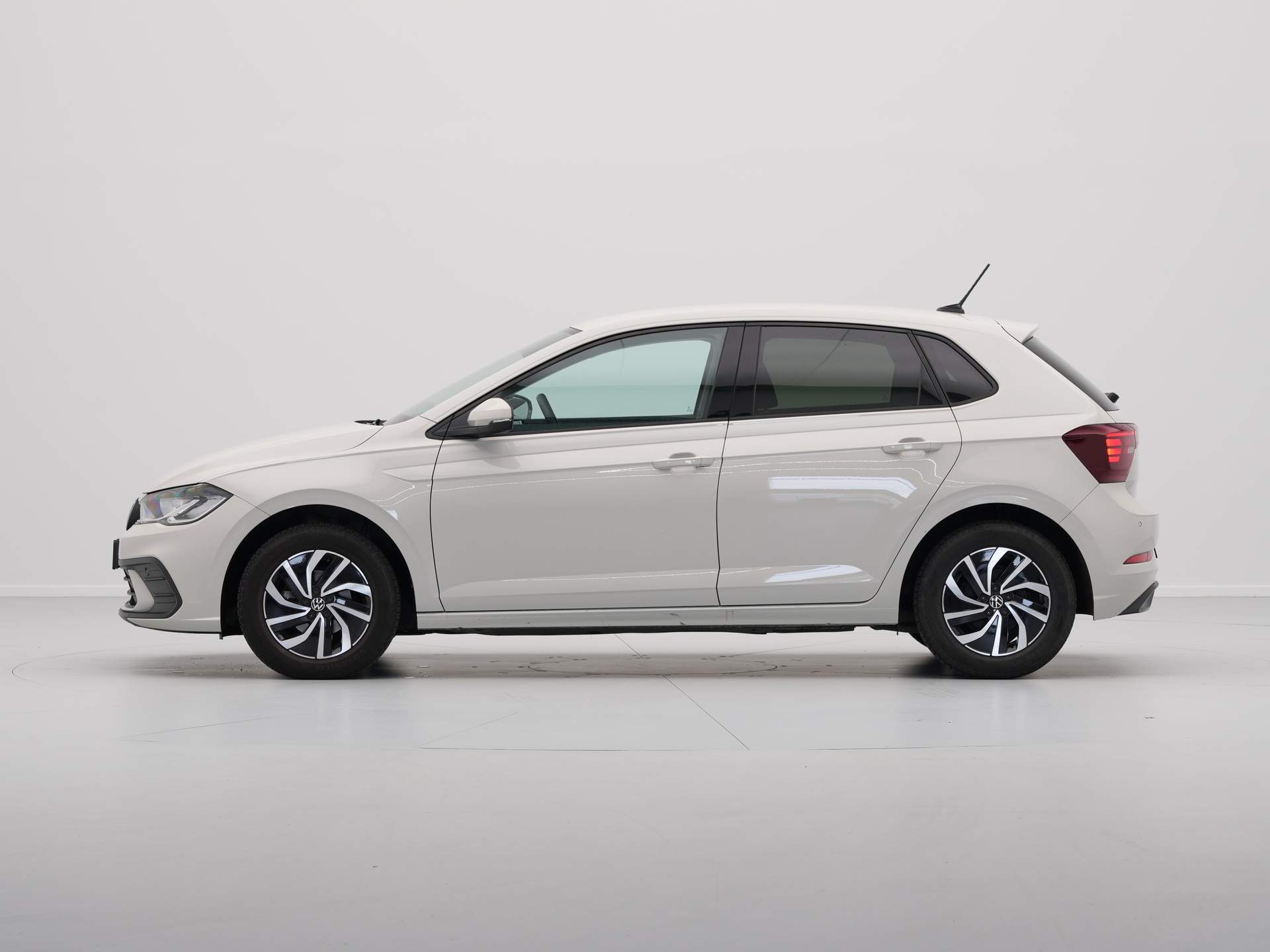 Volkswagen - Polo 1.0 TSI Life - 2023