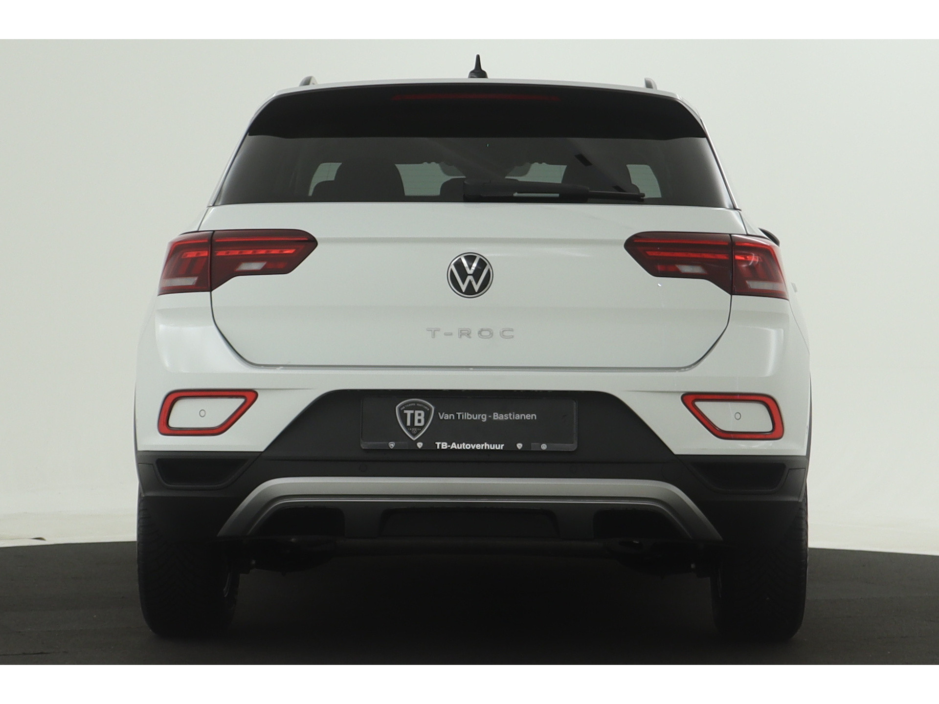 Volkswagen - T-Roc 1.5 TSI Life - 2024