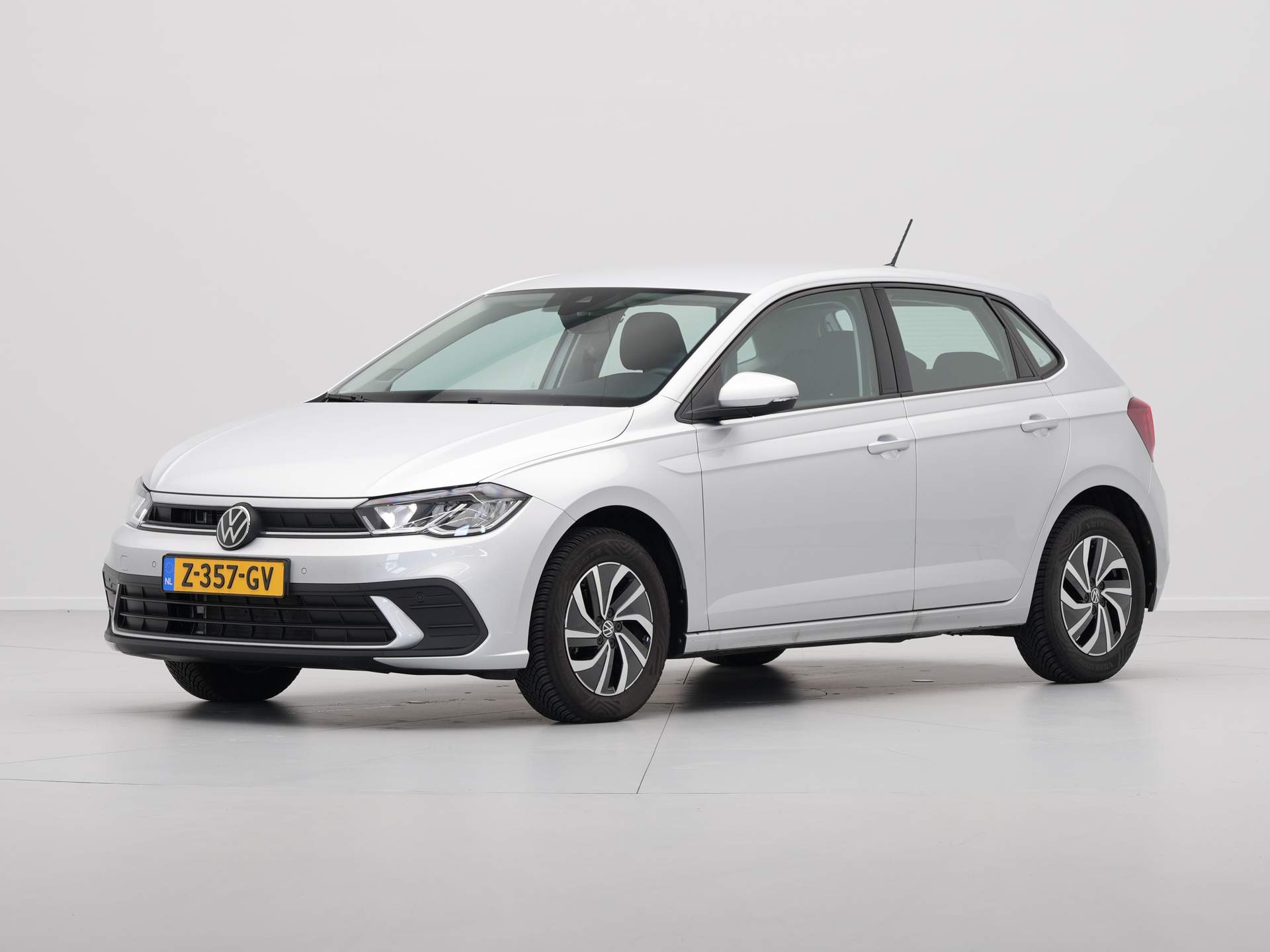 Volkswagen - Polo 1.0 TSI 95pk DSG Life - 2024