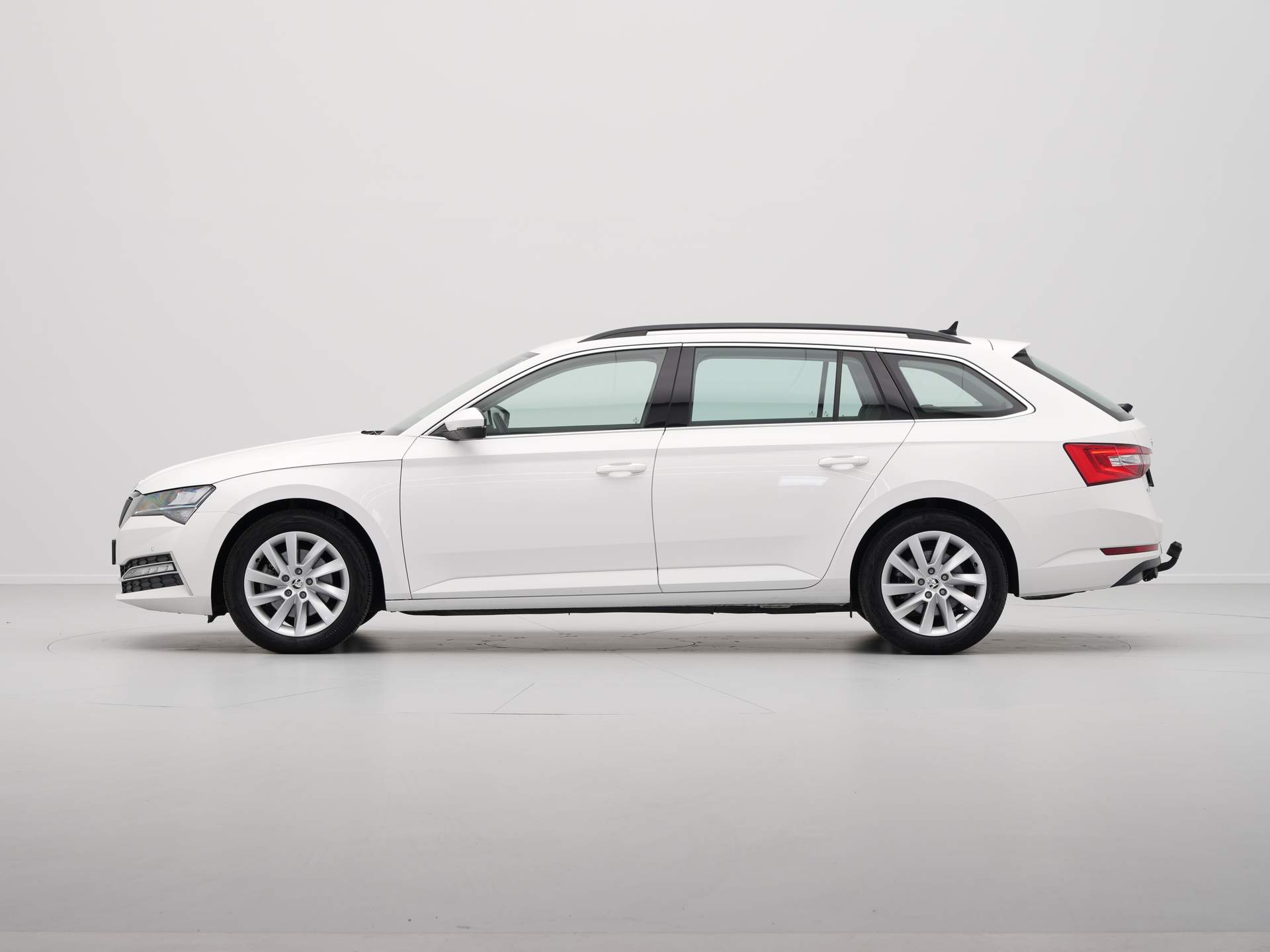 Škoda - Superb Combi 1.4 TSI iV 204pk DSG Business Edition Plus - 2020