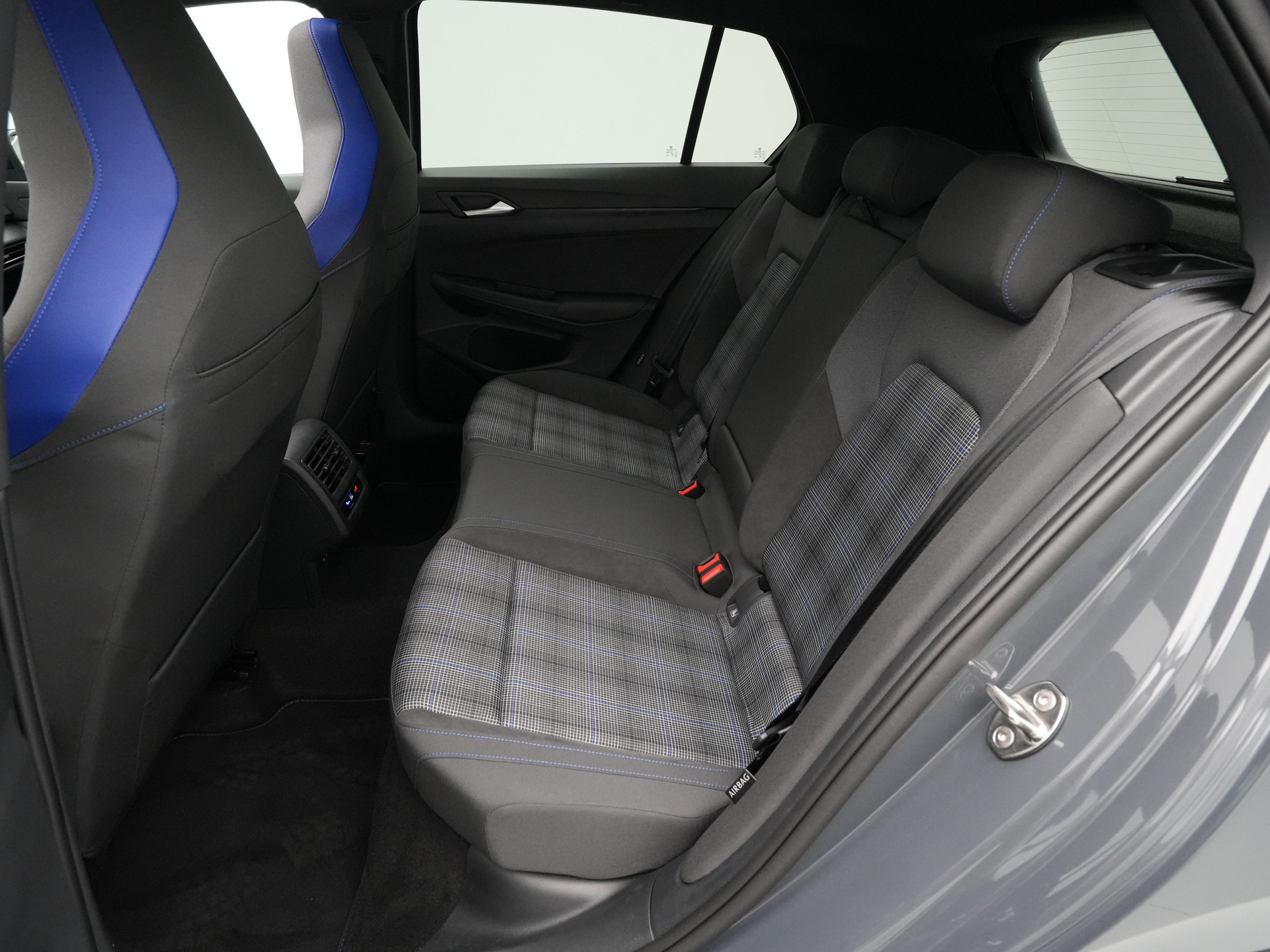 Volkswagen - Golf 1.5 eHybrid 272 6DSG GTE - 2025