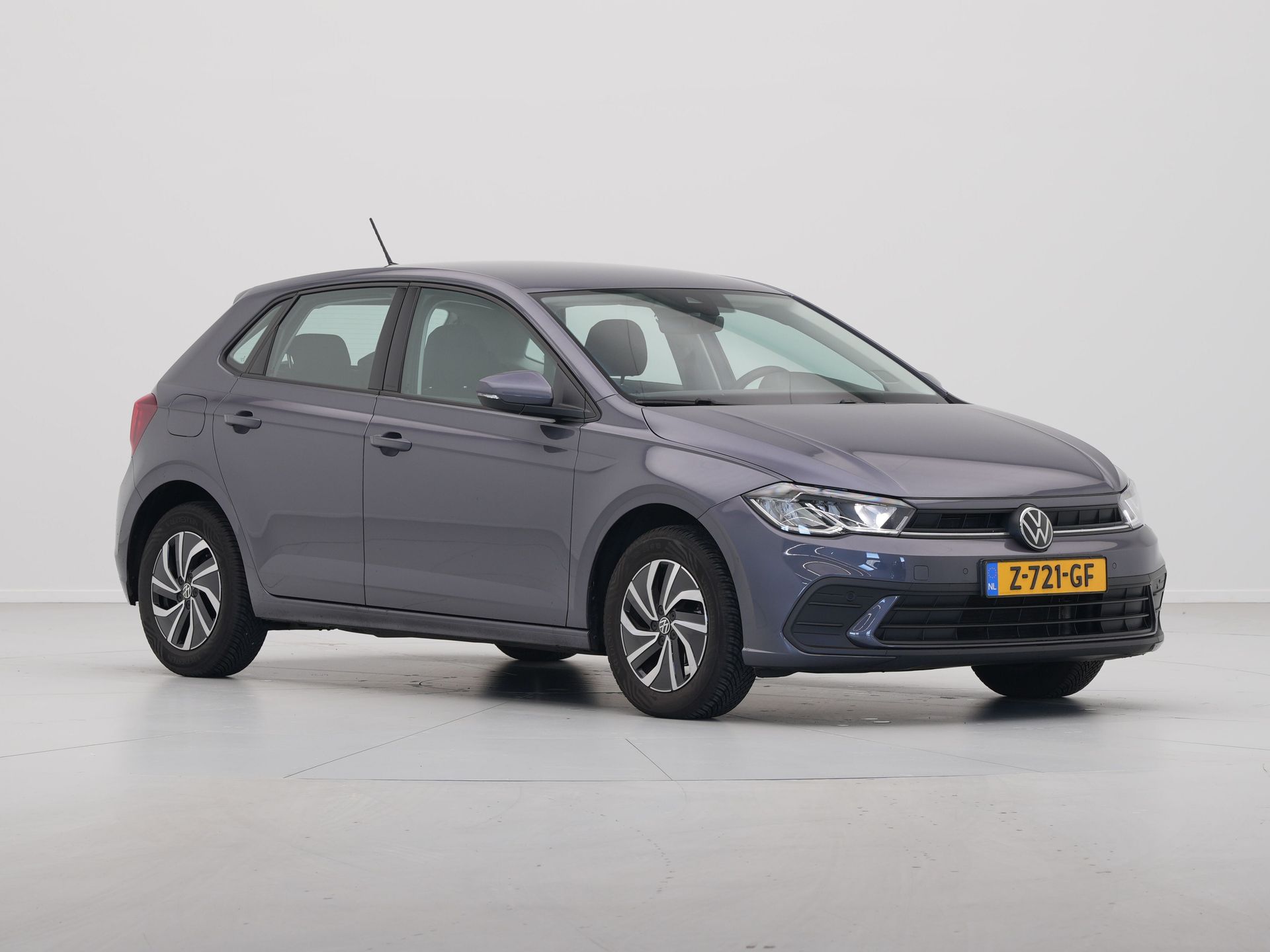 Volkswagen - Polo 1.0 TSI Life - 2024