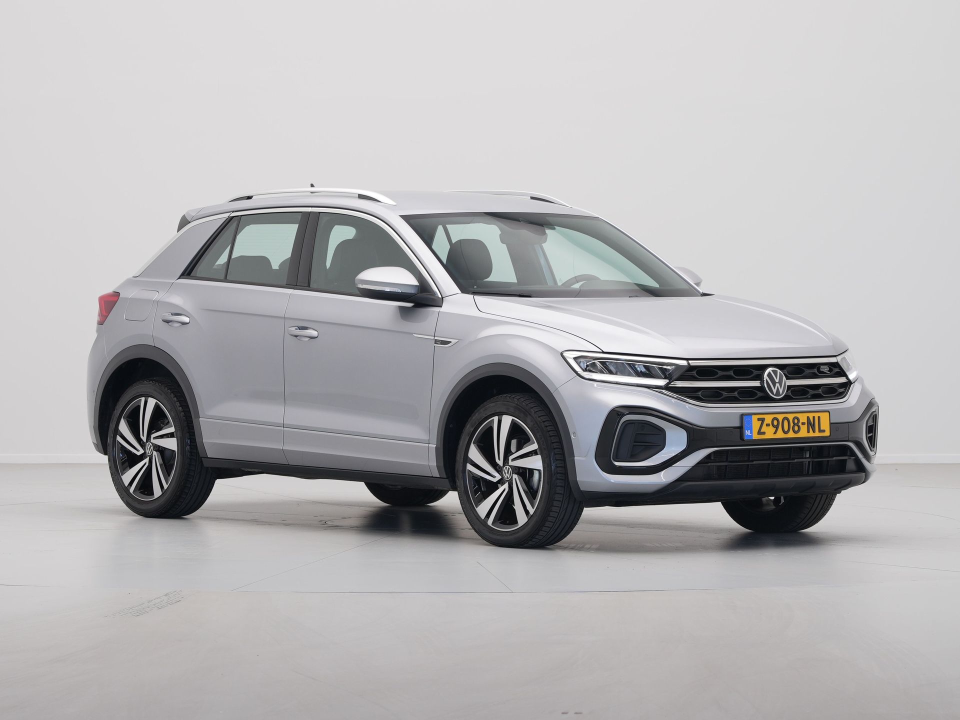 Volkswagen - T-Roc 1.5 TSI 150pk DSG R-Line - 2024